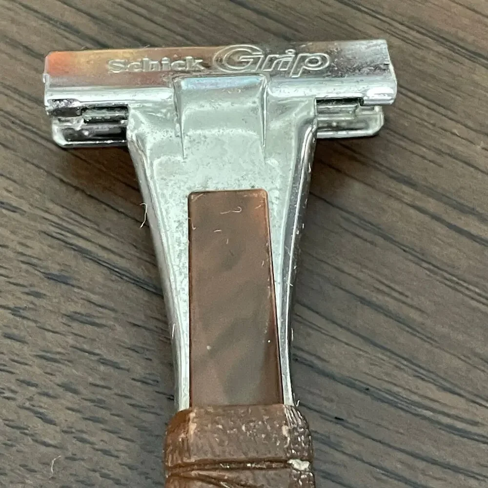 Vintage Schick Grip Razor Tennis Racket Wrapped Handle Brown Single Edge Safety